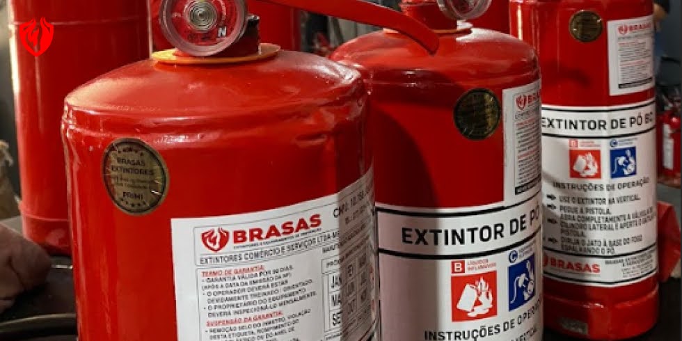 Você Saberia Usar um Extintor em Caso de Emergência? Saiba Mais 
