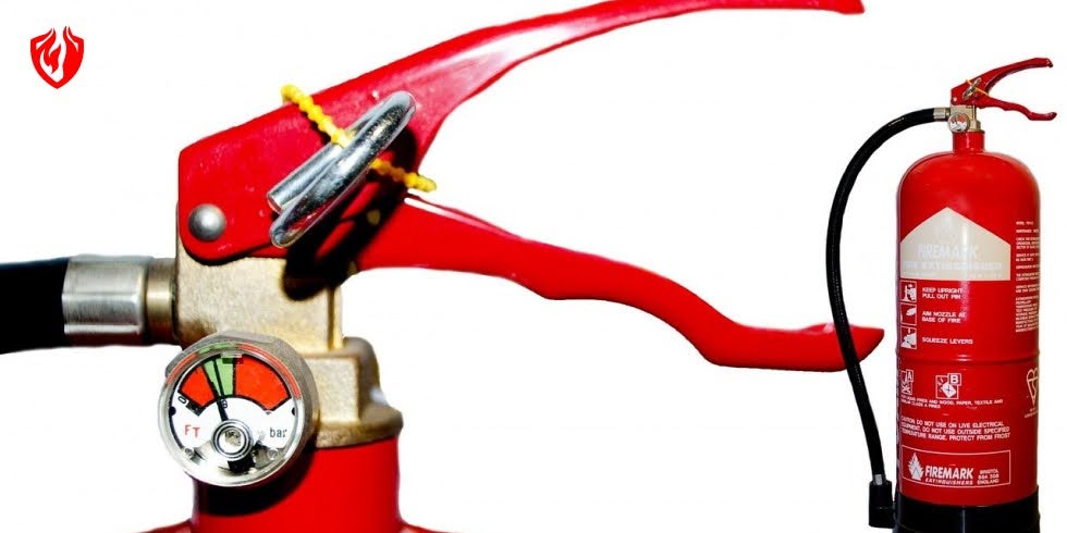 Qual Extintor Usar? Guia Completo para Cada Tipo de Incêndio